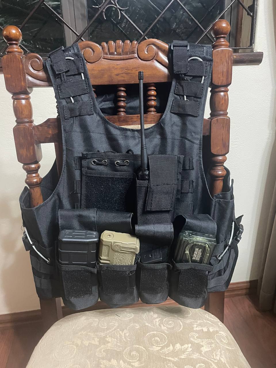 Tactical Vest with Pouches