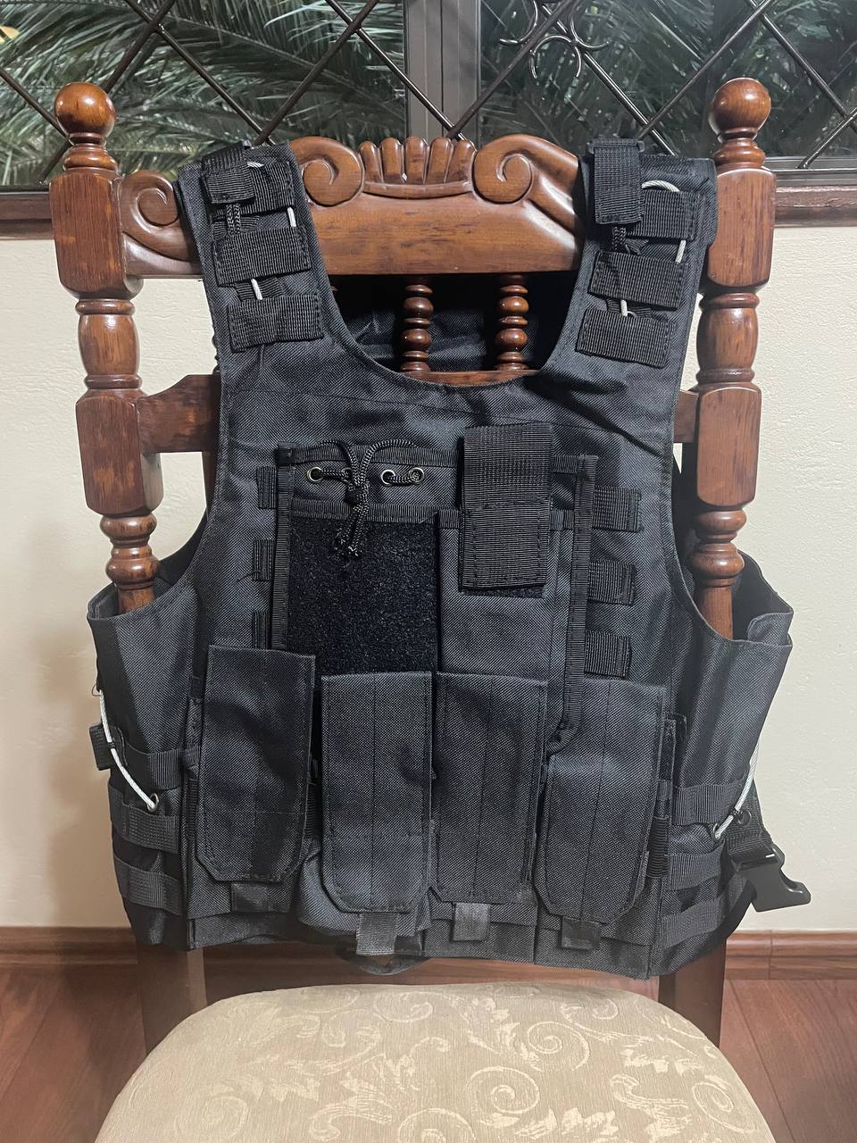 Tactical Vest with Pouches